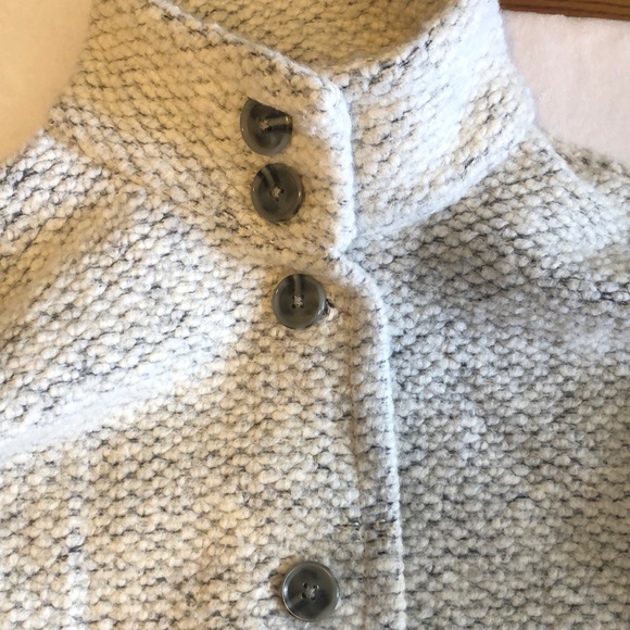 Adorable wool 3/4. Sleeve sweater coat from gap - Picture 7 of 10